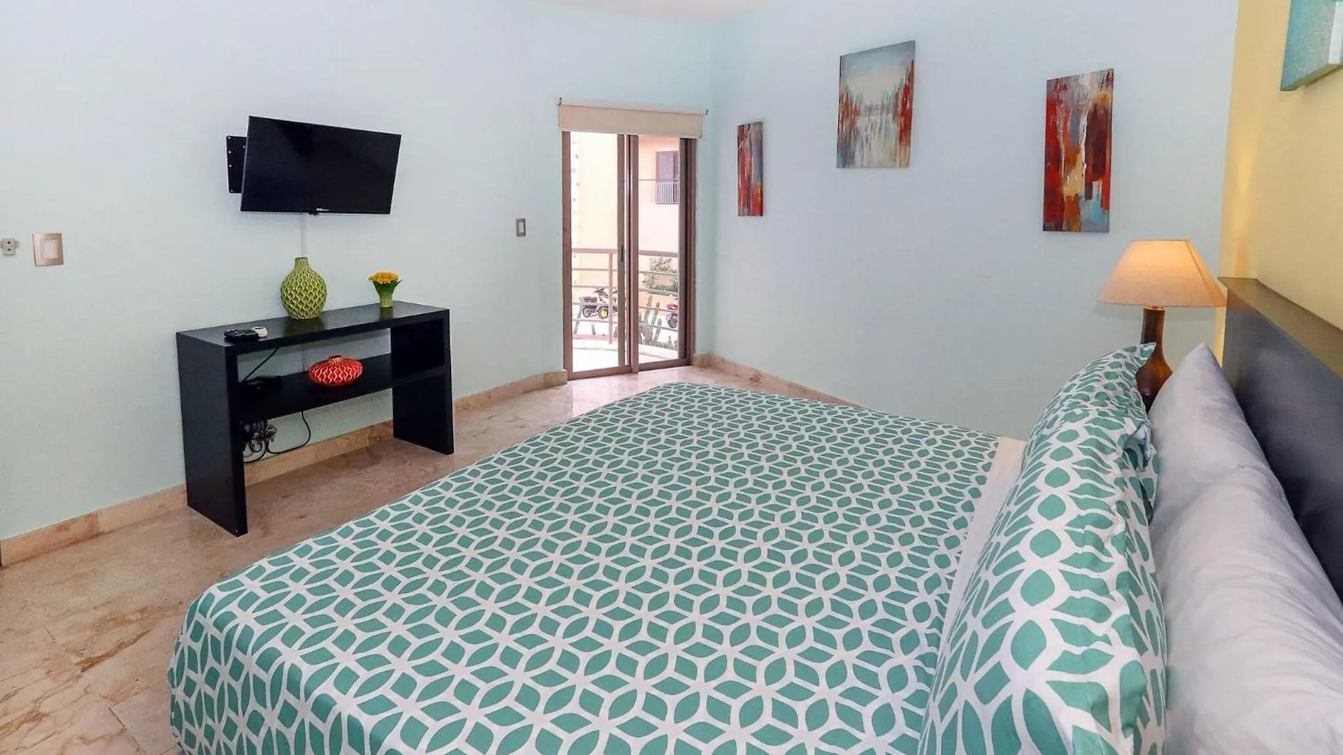 Beachfront Condo, 2 Bedroom - Ocean View At Corto Maltes Playa del Carmen 0*,